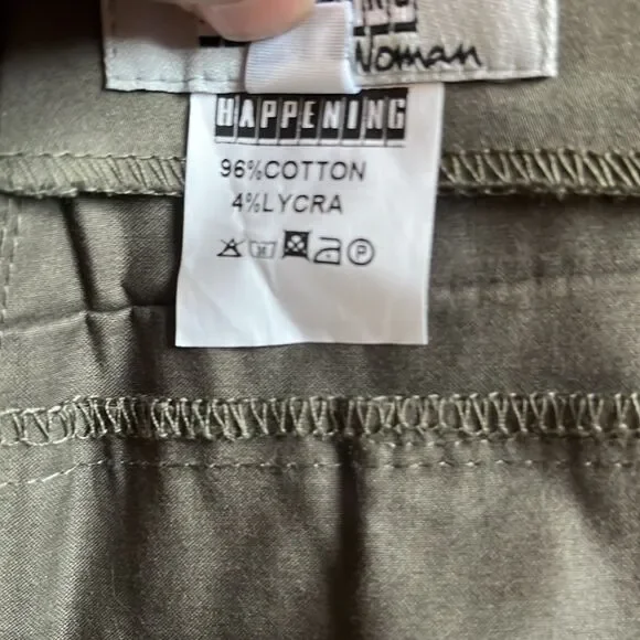 Beautiful skirt/ Size 44 - Picture 13 of 13